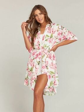 Show Me Your Mumu Brie Garden of Blooms Pink Floral Robe One Size Bridal Wedding
